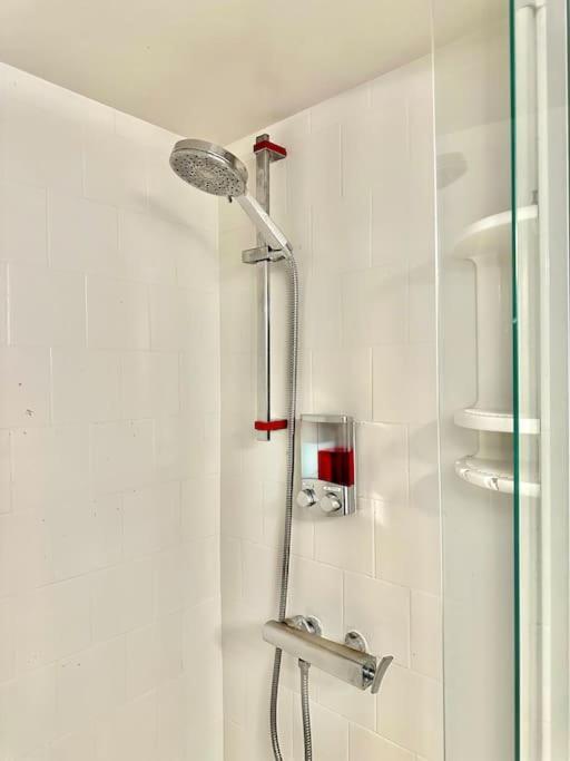 Proche De Centrex Paris Apartment Noisy-le-Grand
