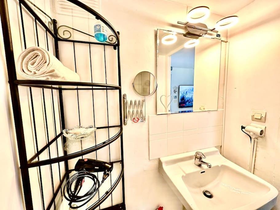 Apartment Proche De Centrex Paris
